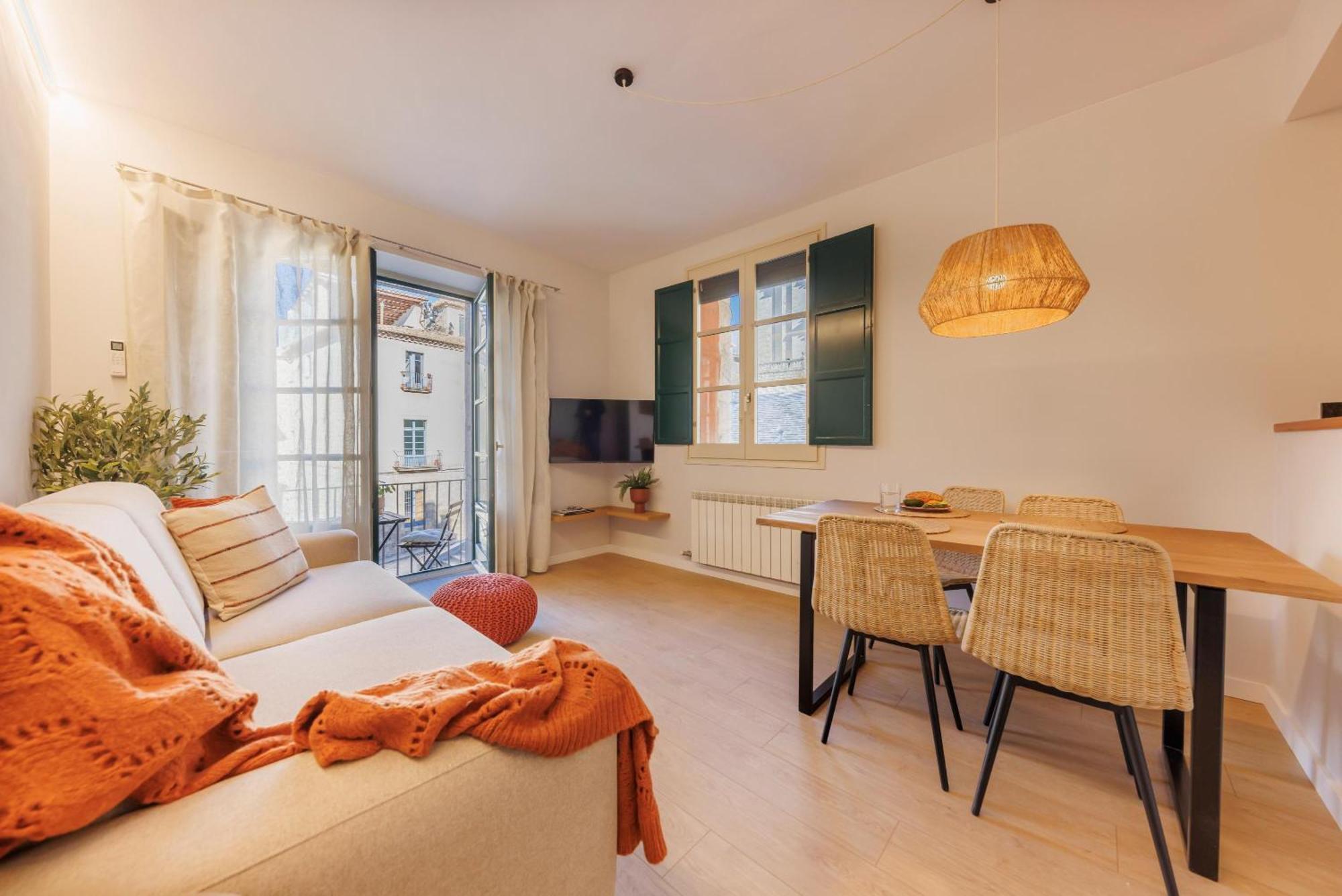 Bravissimo Catedral Apartment Girona Ngoại thất bức ảnh